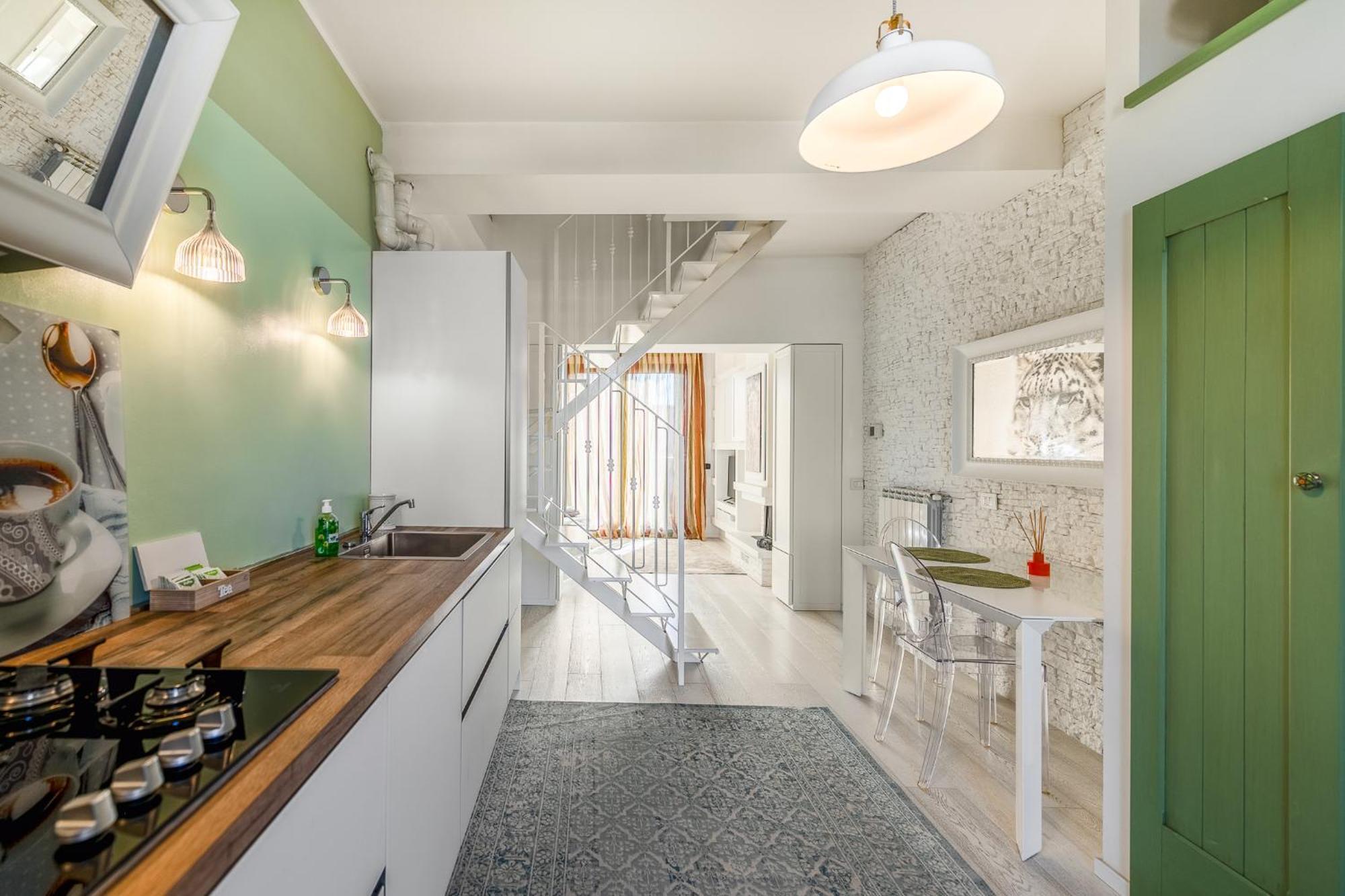 Апартаменты Bright Loft - Free Private Parking Милан Экстерьер фото